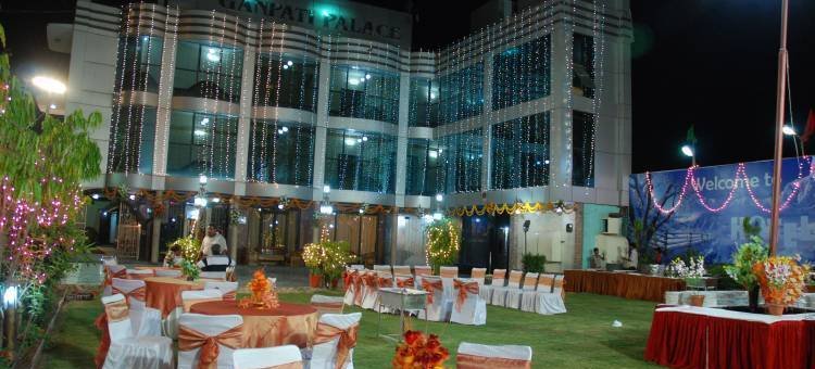 Hotel Ganpati Palace, Mathura, India